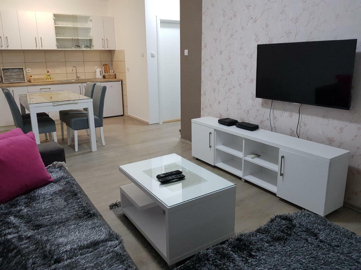 Apartment Gea 18 Novi Sad Luaran gambar
