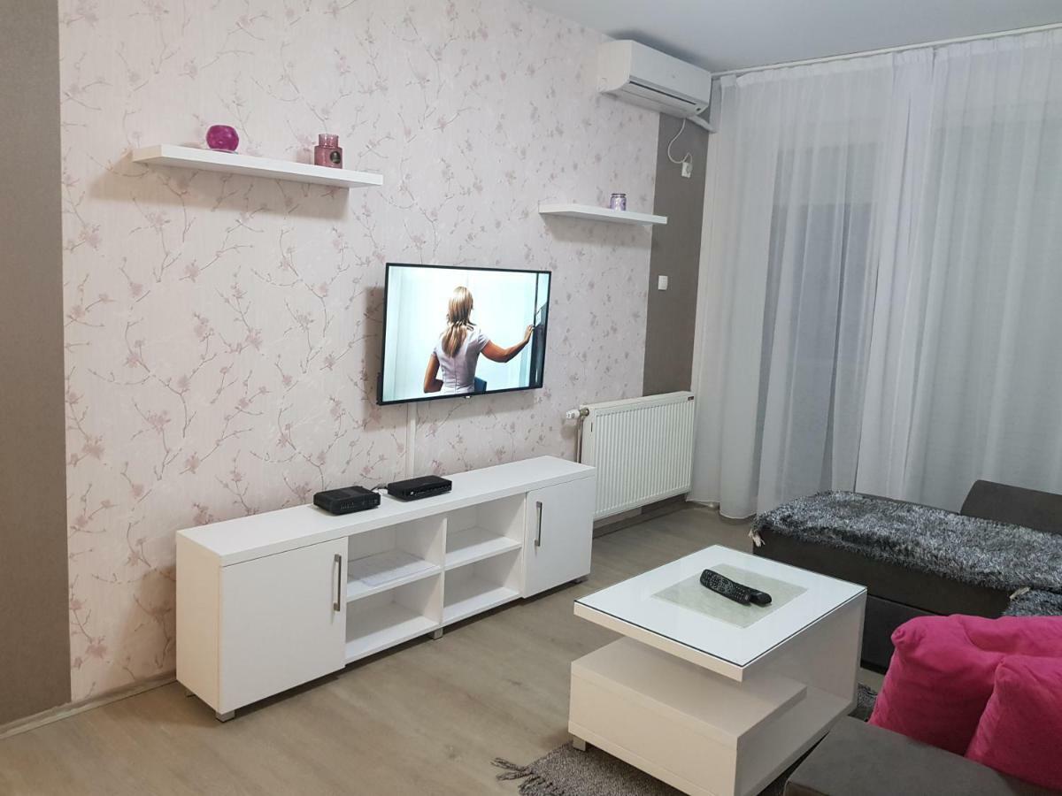 Apartment Gea 18 Novi Sad Luaran gambar