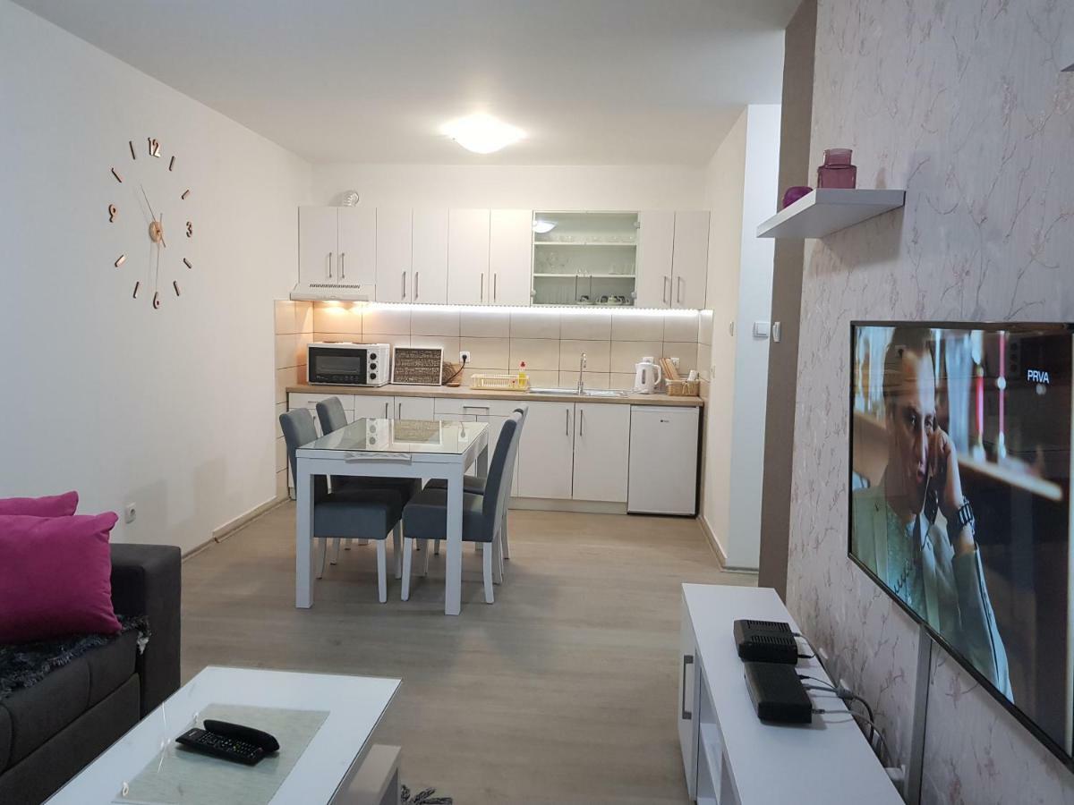 Apartment Gea 18 Novi Sad Luaran gambar